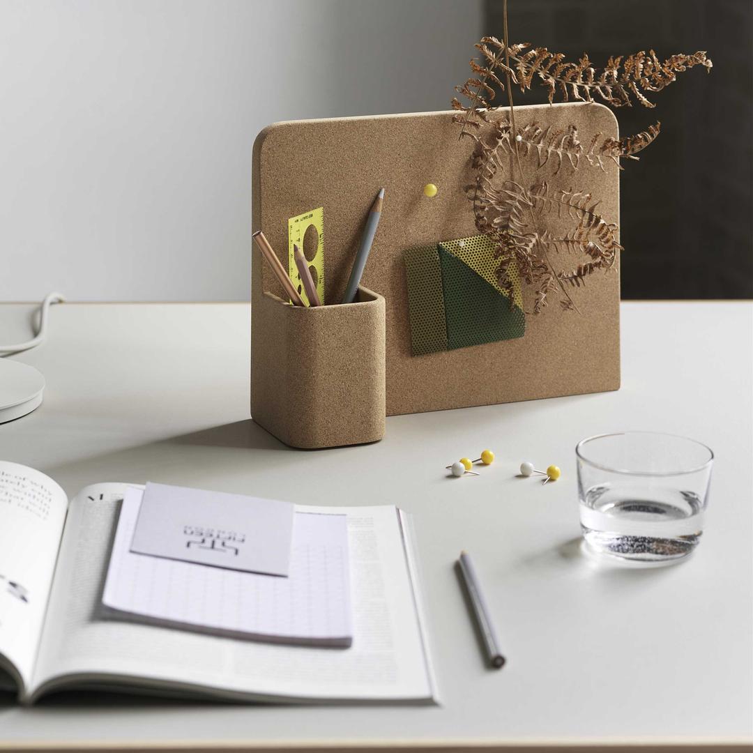 무토 스토리 핀보드 Story Pinboard