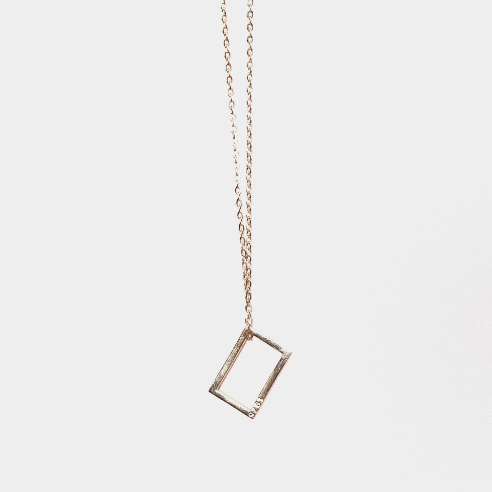 THE 1975 ROSE GOLD NECKLACE