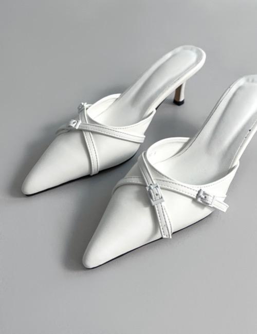 x bucle stiletto heel