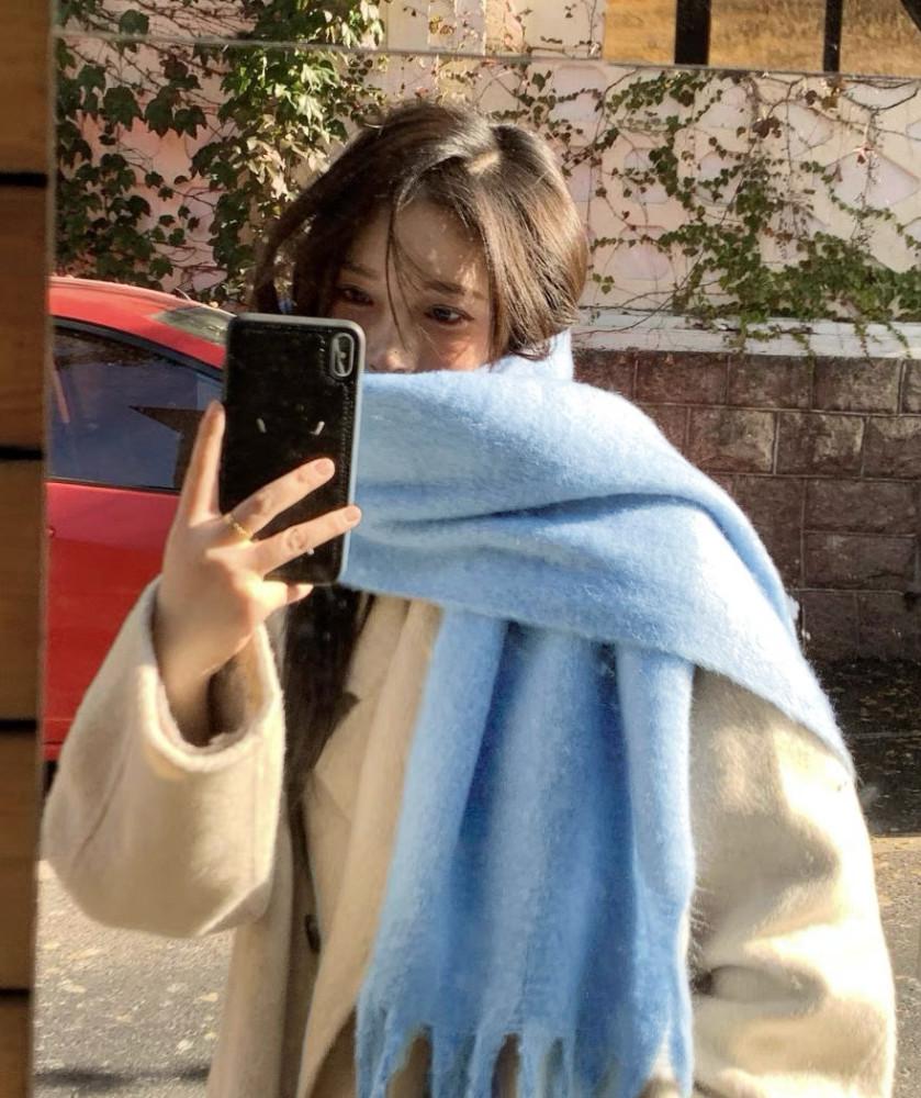 카리나 목도리 블루 아이보리 빅사이즈 머플러