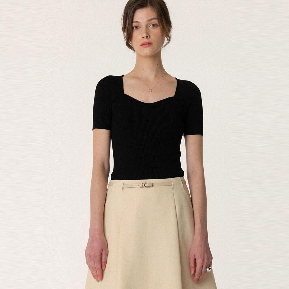 SS23 Heart Neck Half Knitted Top Black