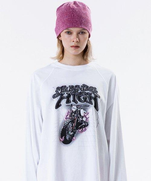 매드 라이더 프린팅 롱 슬리브 루즈 티 [화이트]