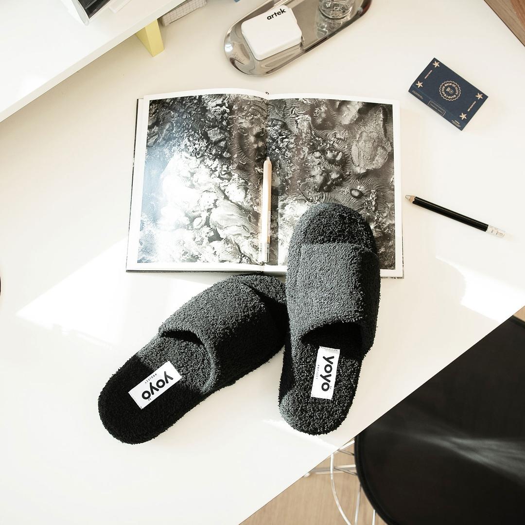 [기프트박스 증정/설인아님 착용]테리 룸슈즈 층간소음 방지 거실화(Black)