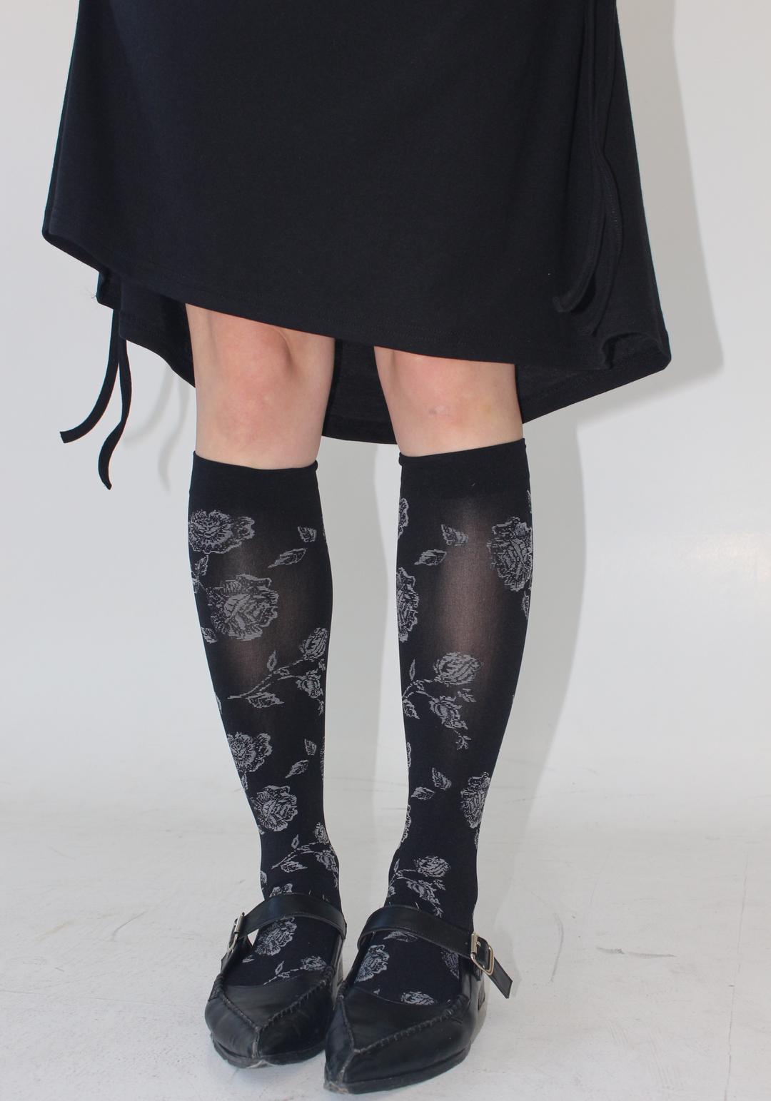 rose knee socks (2c)
