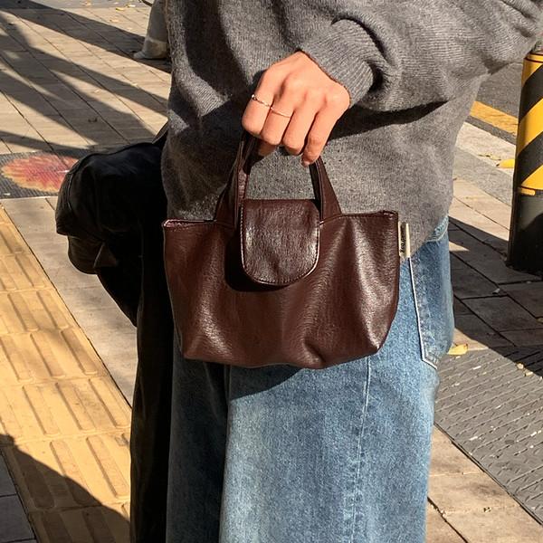 Leather mini tote bag 레더 미니토트백 BROWN