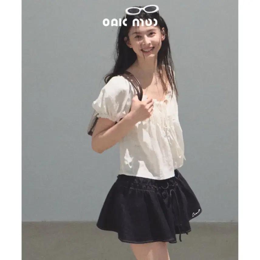 OAKMOO 블라우스 셔츠 퍼프 슬리브 A라인 반팔 셔츠