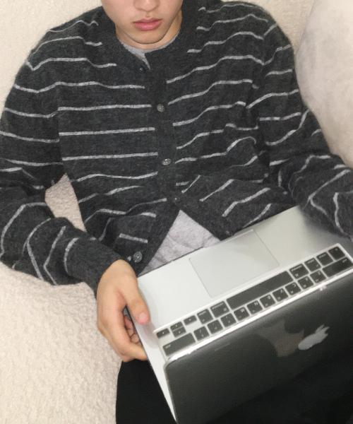 프렌치 스트라이프 크롭 가디건_차콜