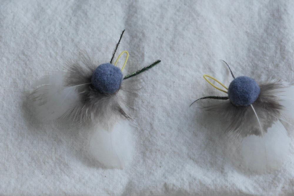 화장실의 회색 나방