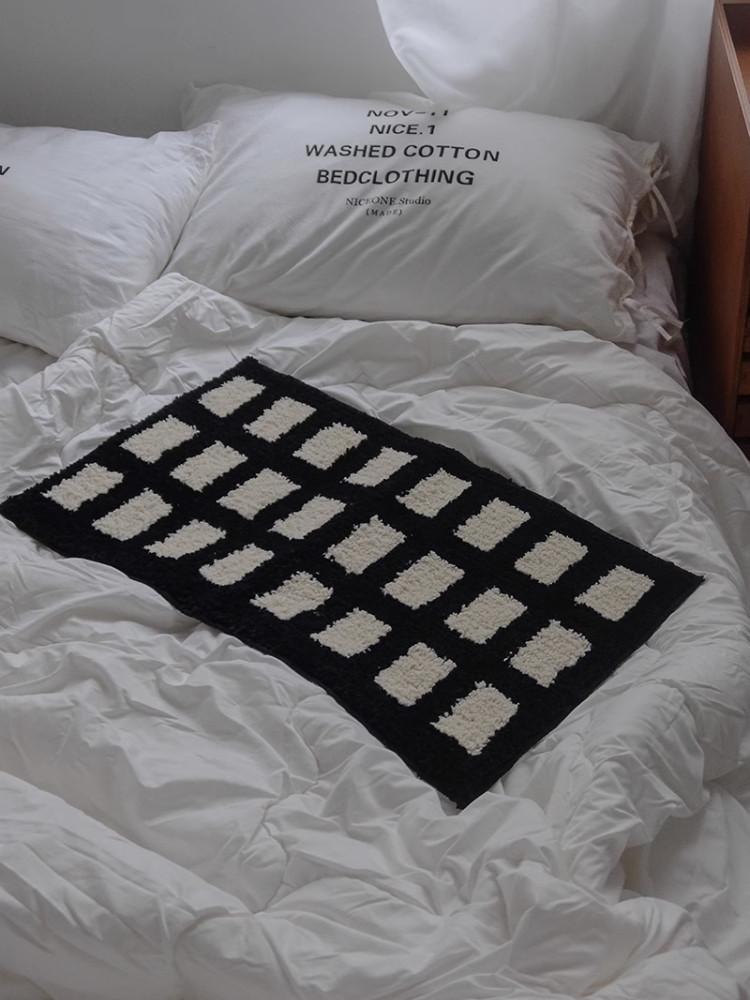 블랙 스퀘어 그리드 러그 2Size