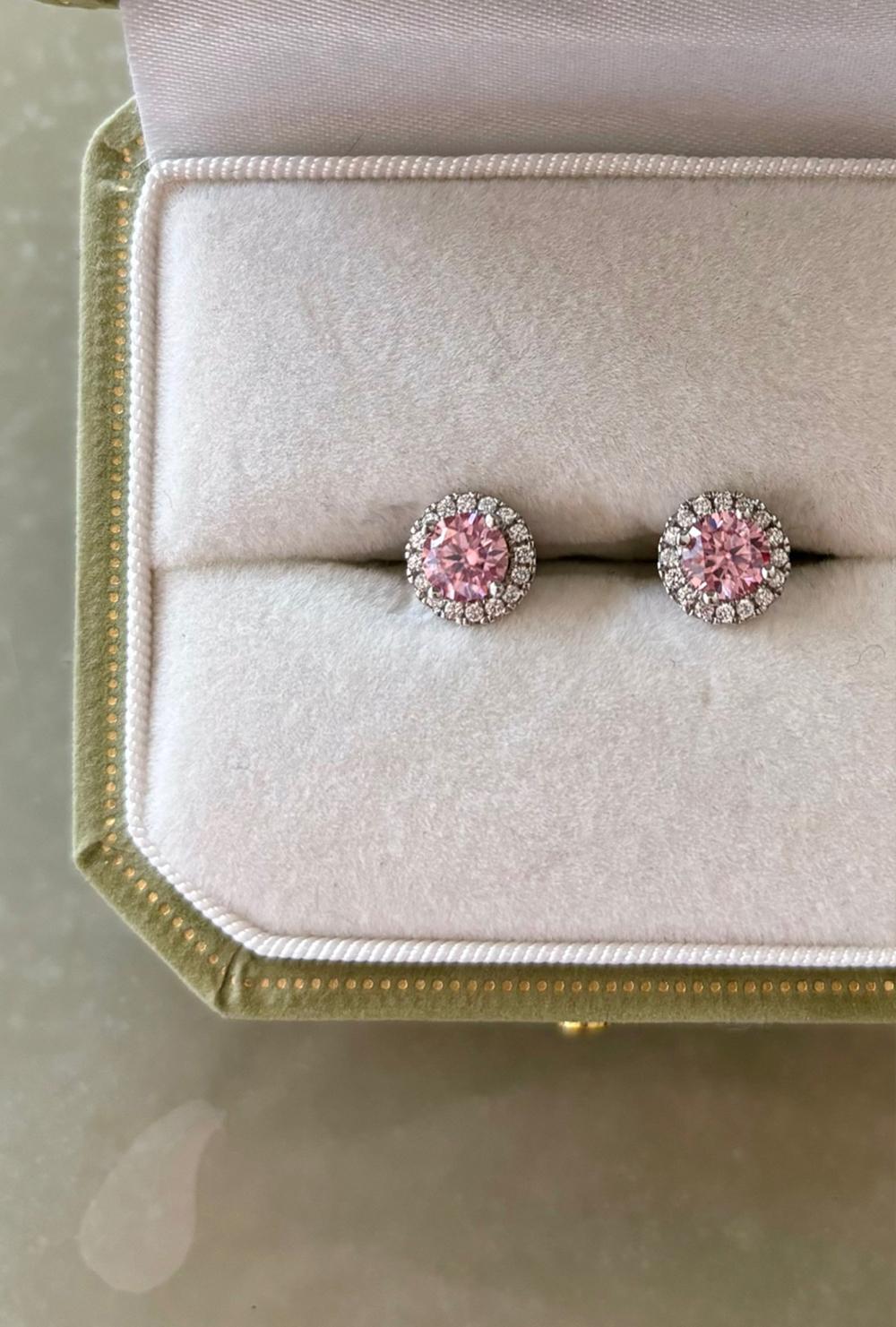 Lautre Moissanite Halo Earring Sakura pink