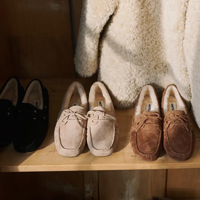 [단독] 양가죽 리얼 퍼 모카신 스웨이드 로퍼 41540