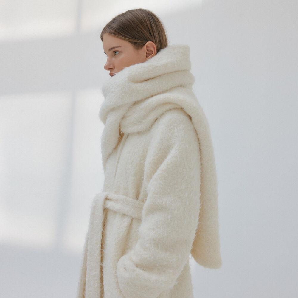 MOHAIR BOUCLE MUFFLER - CREAM