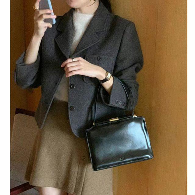 (자체제작) 브이넥 카라 투포켓 울 크롭 베이직 기본 하프 겨울 아우터 싱글 자켓 코트 블레이저 하객룩 2color