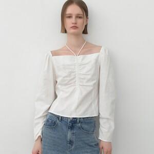 [나인](BL-4292)NECK STRING SHIRRING BLOUSE