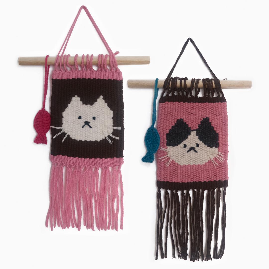 White Cat Wall Hanging (2color)
