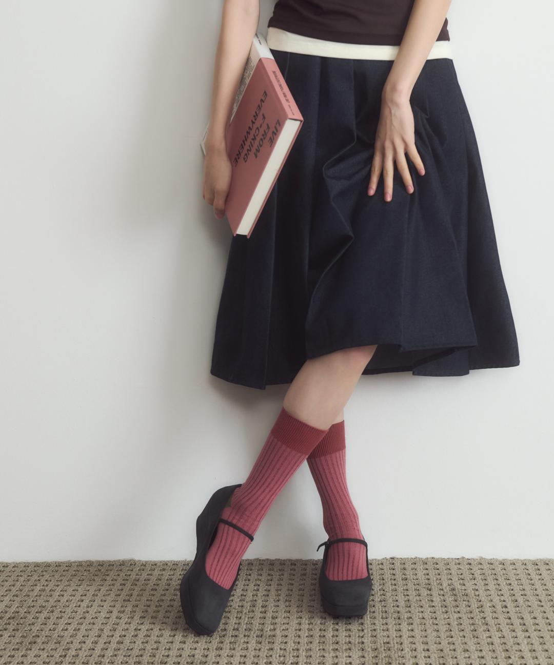 [IHM25FWS40] 투톤 립 삭스 브릭 핑크