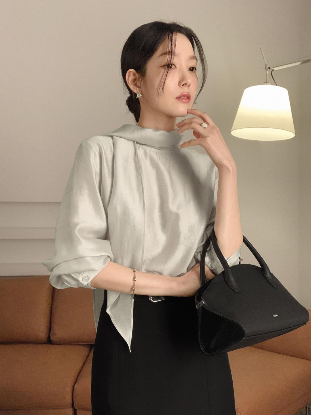 사색 리베라 스카프 블라우스 (미스티 민트), (free)