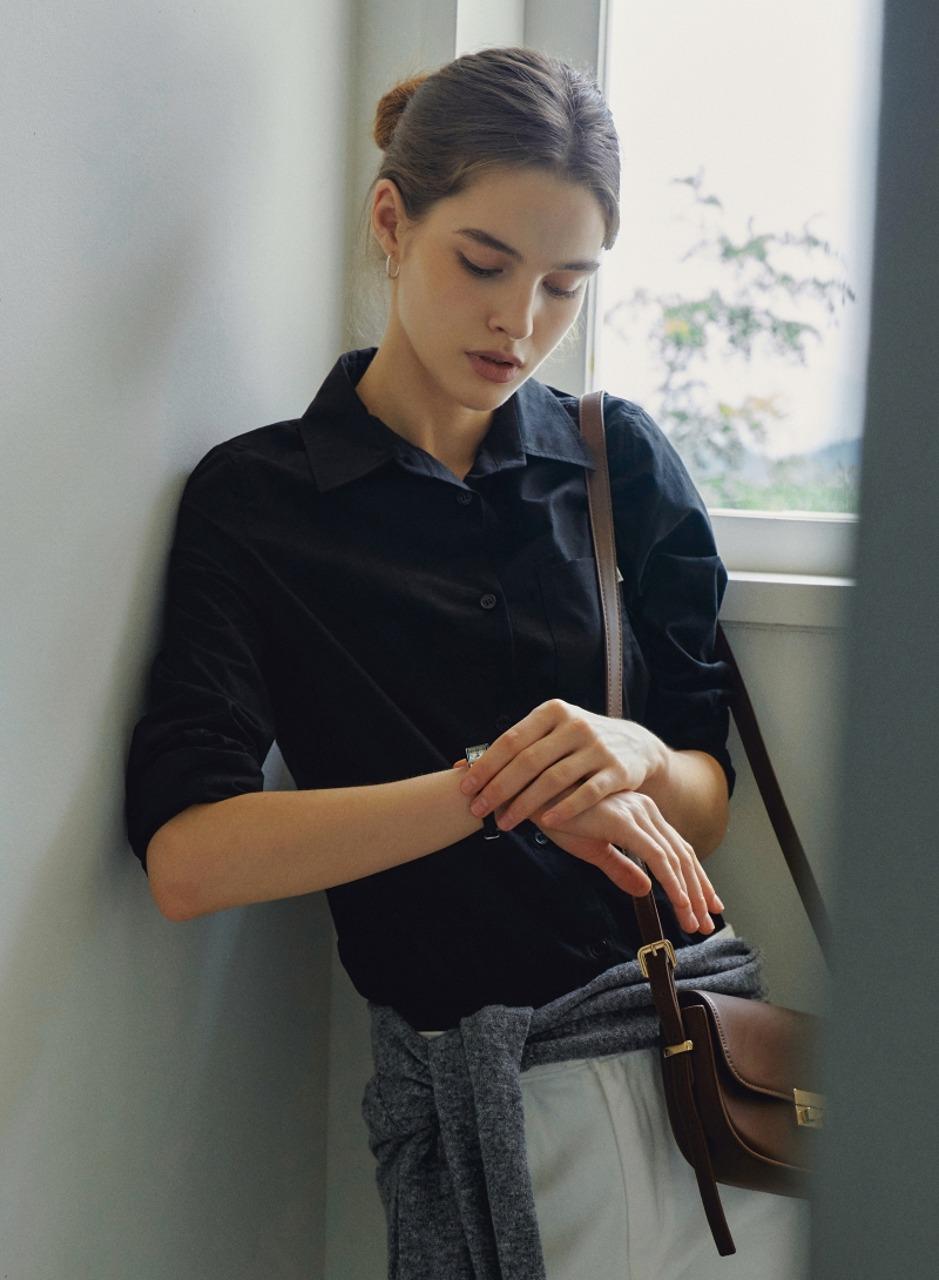 미니멀 슬림핏 셔츠 - 블랙