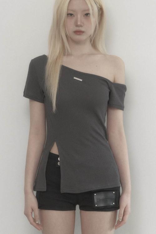 One-shoulder Basic Slit Top (Charcoal)