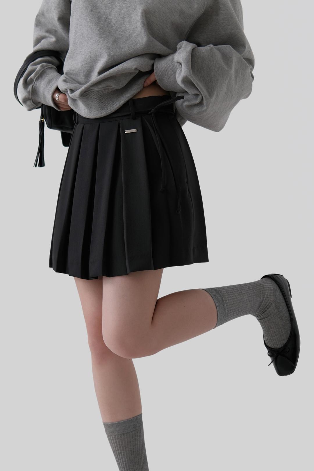 어텀 [made]스트랩플리츠스커트