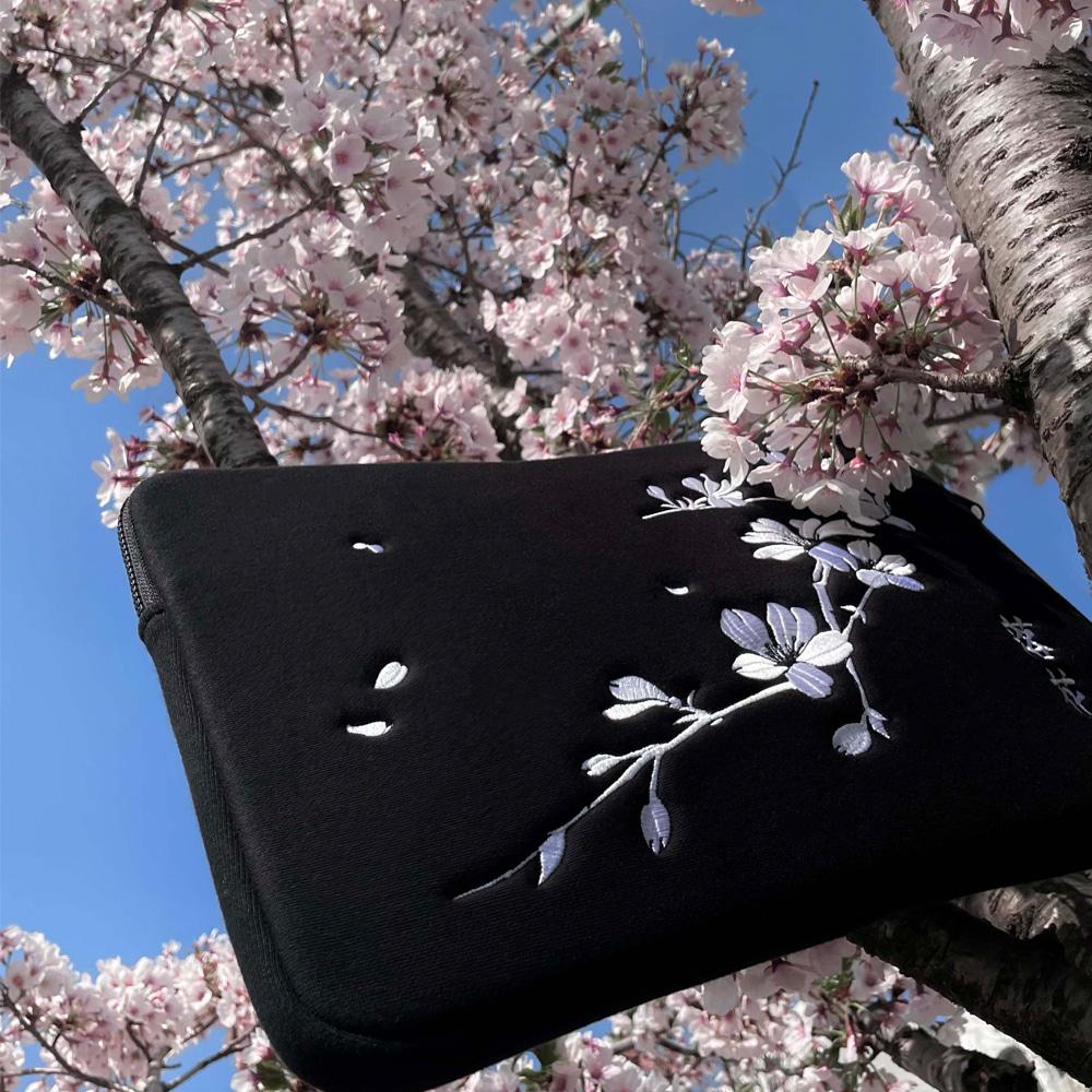 (무료배송) 낙화 파우치 pad &laptop pouch (자수)