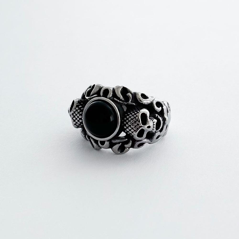 Onyx Asdal Squared Ring