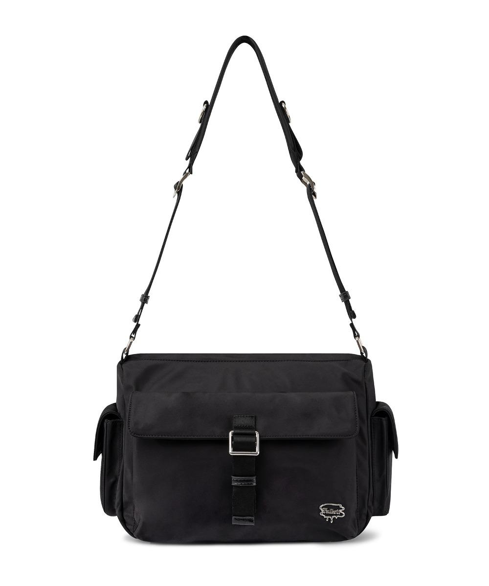 클래스프 숄더백 블랙