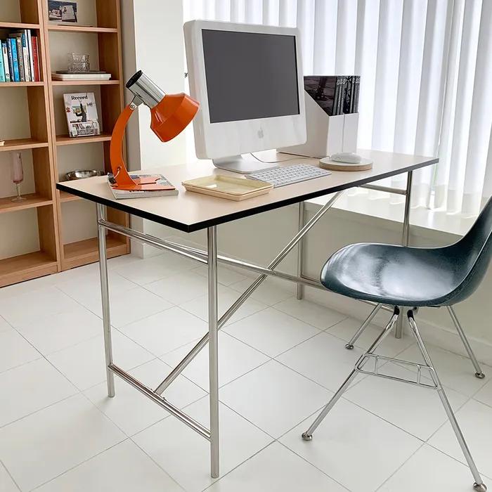 오그레 X 크로스 테이블