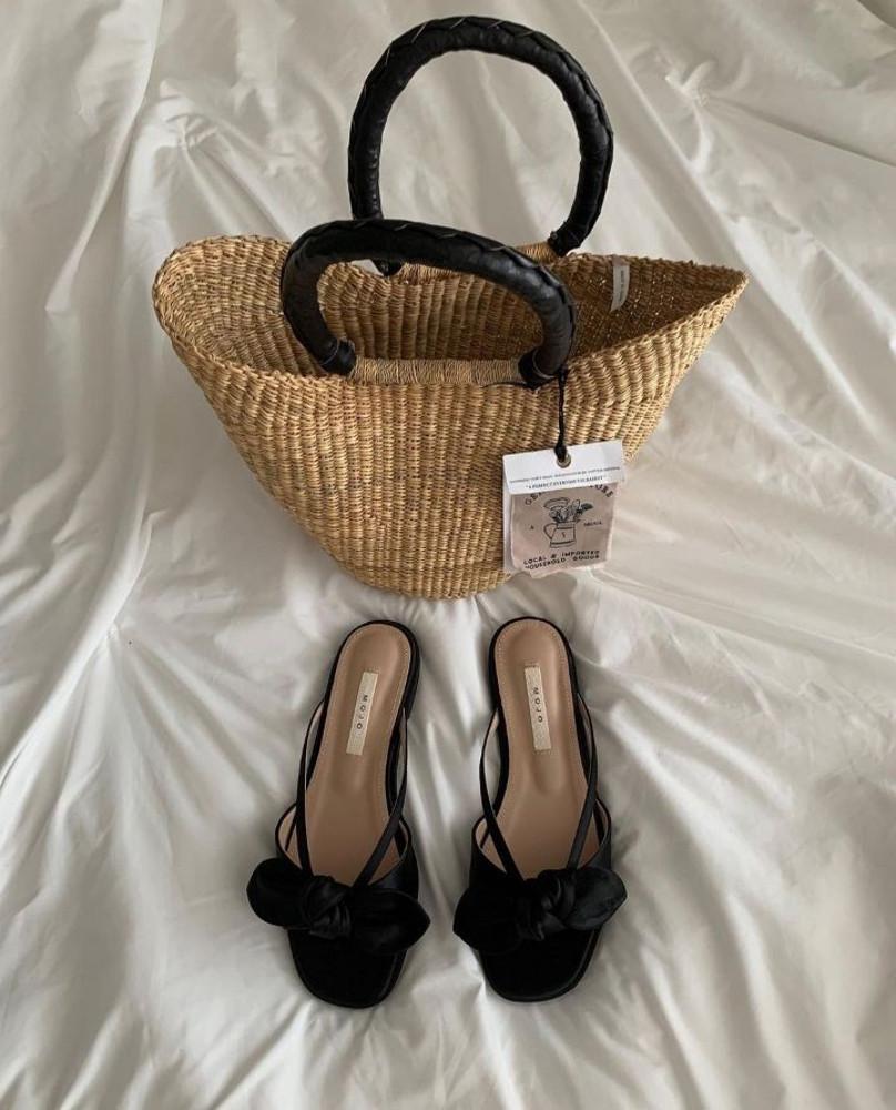 (블랙 230,240,245 당일) Ortte;9 오르떼나인 새틴 리본 뮬 슬리퍼 (2 Color)