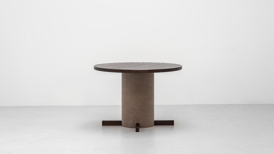 Wonban Dining Table