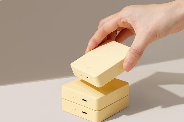 미니 마그네틱 맥세이프형 무선충전 보조배터리(LFS-HA48) 8000mAh