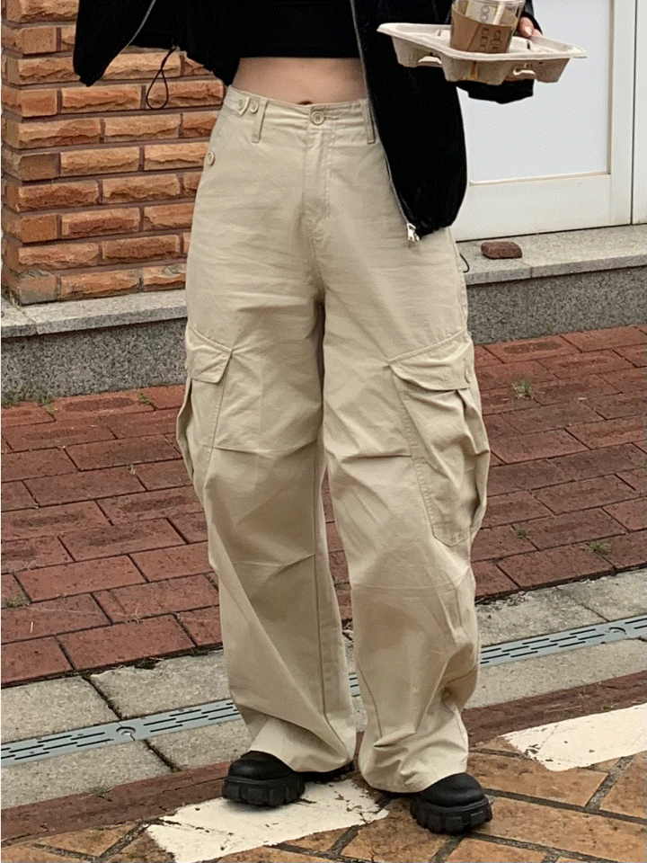 콘니유 🚀부분당일발송🚀 diagonal pocket pants 사선 비죠 카고팬츠