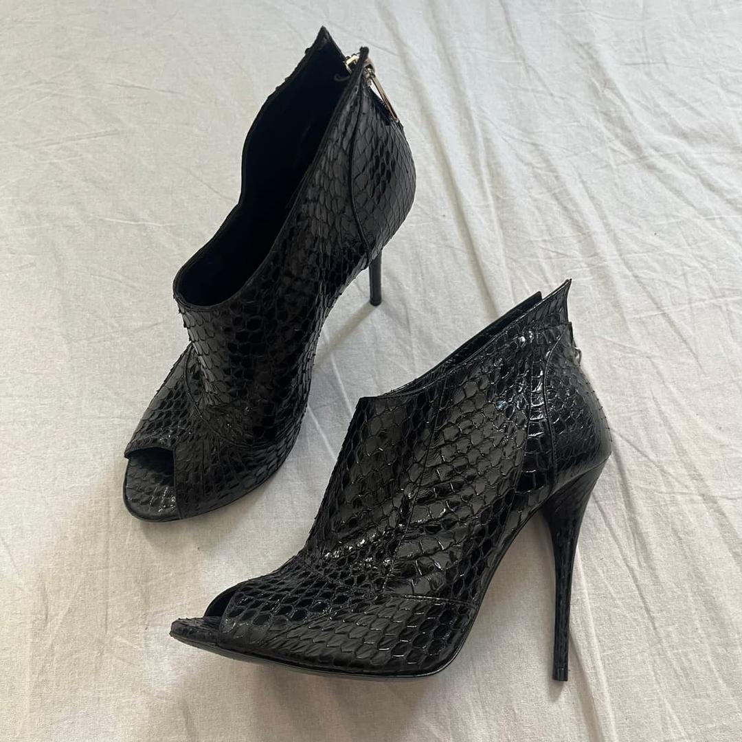 발망 아카이브 오피움 “snake heels” 파이톤 레더 힐 | 후루츠패밀리