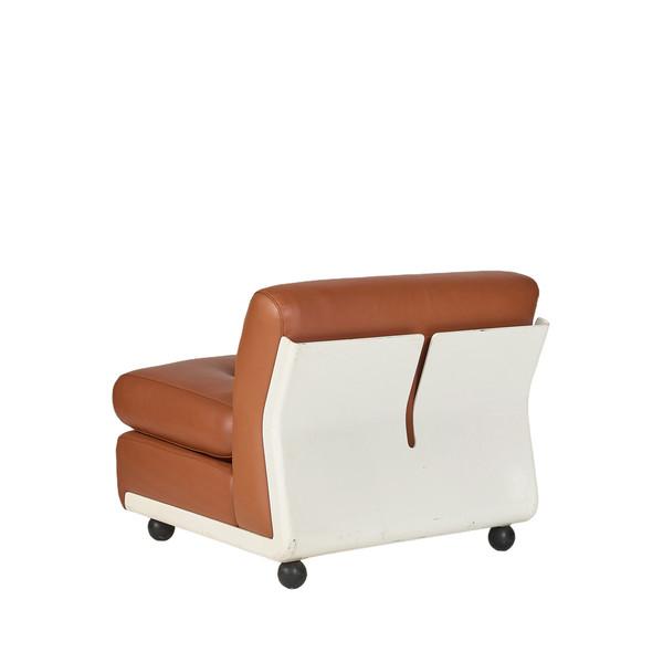 AMANTA LOUNGE CHAIR