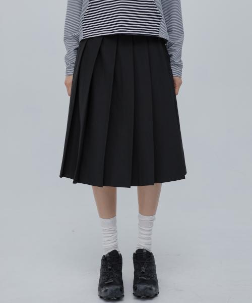클래식 플리츠 미디 스커트 블랙