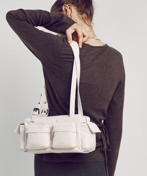 포켓 유틸리티백 pocket utility bag M nappa ivory