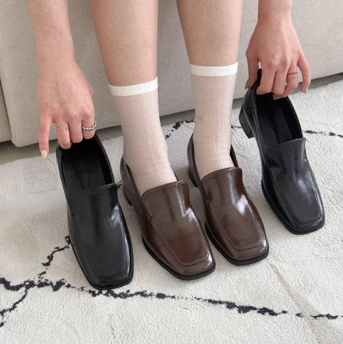 me2401-4 square stich mono loafer middle heel pumps 스퀘어 스티치 모노 로퍼 펌프스 2color