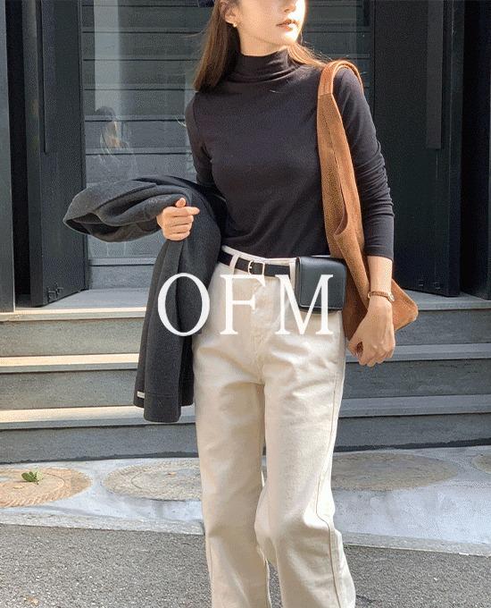 메리어라운드 [기본폴라][무료배송][ofm] 슬림핏 실키 하프넥 (tee)