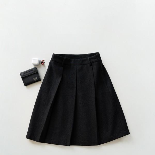 Wool Blend Pleats Skirt (Black)