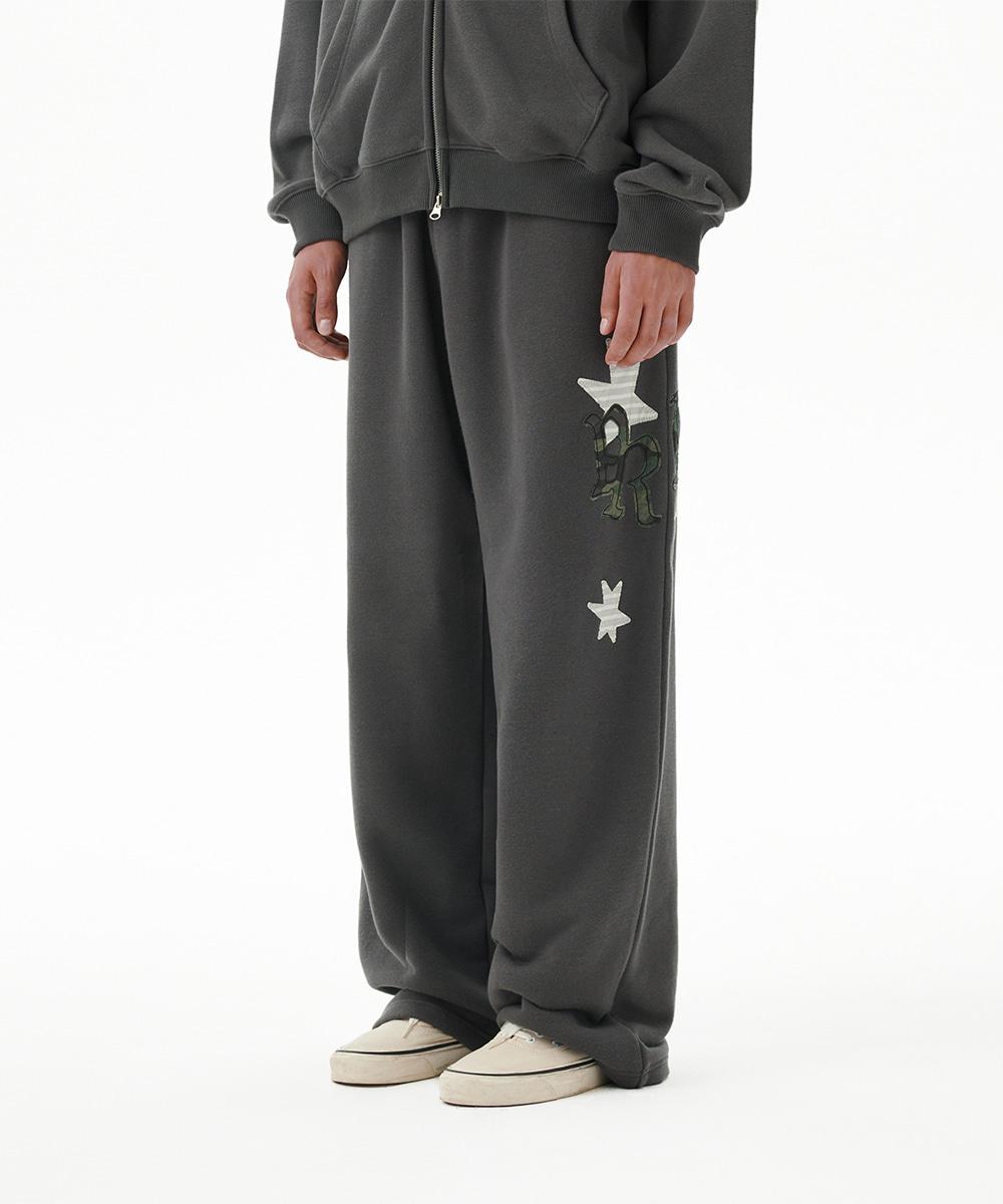 PRAY APPLIQUE SWEAT PANT[CHARCOAL]