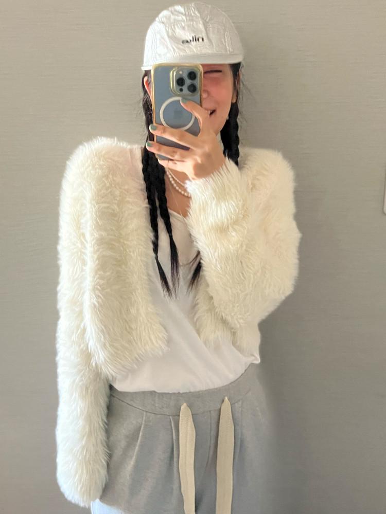 (아이보리 당일)르웬 크롭 퍼 가디건