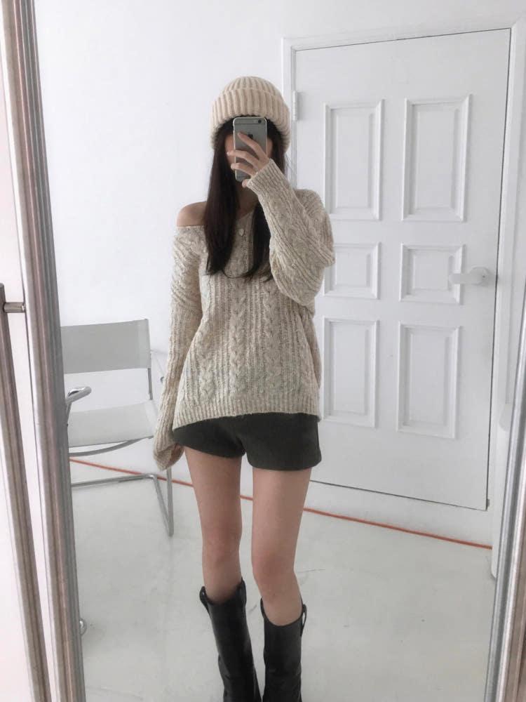 보카시 브이넥 니트 (3color)