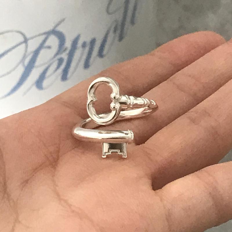 Nepenthe key ring