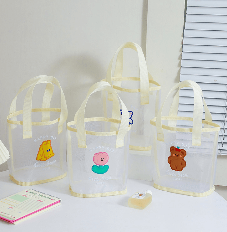 [4종] 캐릭터시스루가방 피크닉 망사 손가방 선물 에코백 소풍 씨쓰루 메쉬 망사가방 메쉬가방 여행가방 여성가방 여자가방 캐릭터가방 여름 수영장 물놀이 피크닉가방 소풍가방 귀여운가방