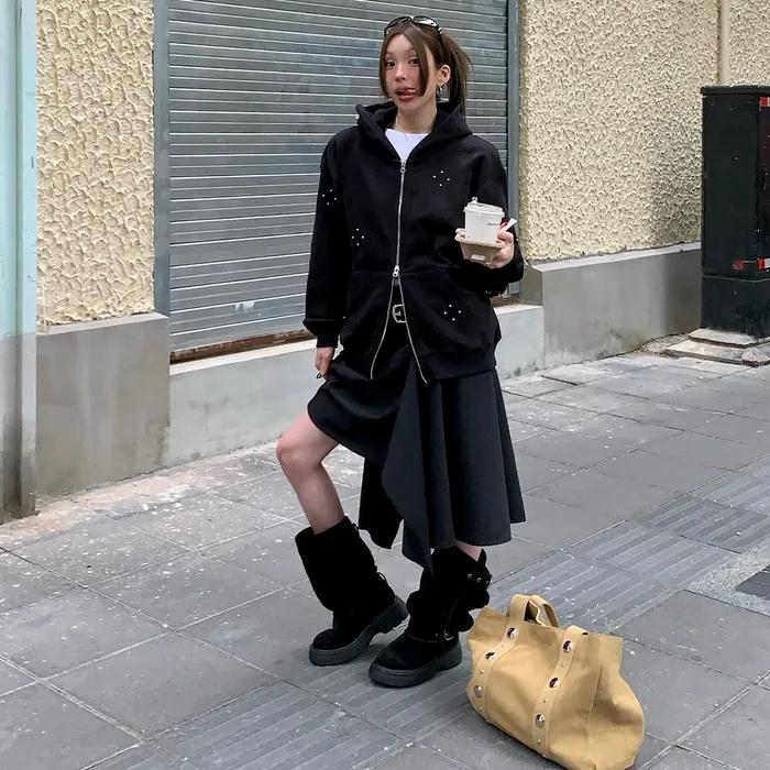 Striped Unbalance Skirt Black