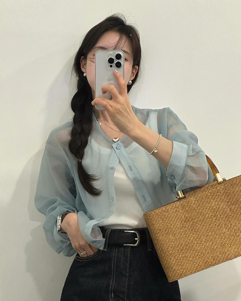 포팅 여름 얇은 시스루 라운드 노카라 밴딩 블라우스