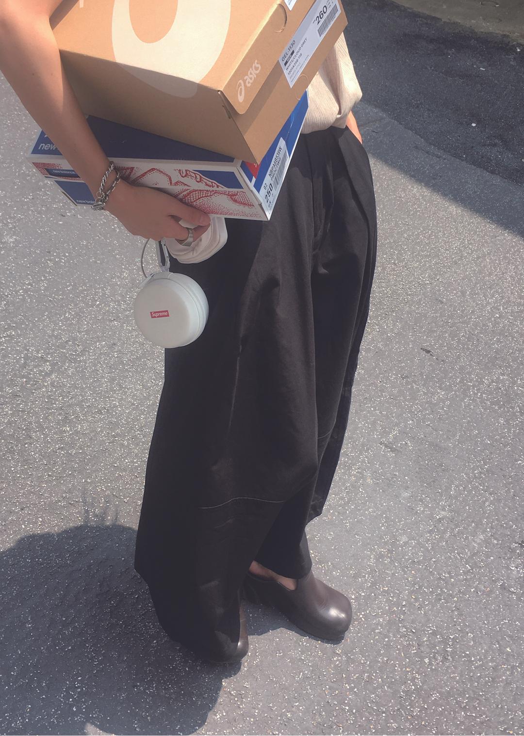 Stu Cotton Balloon Pants 2colors