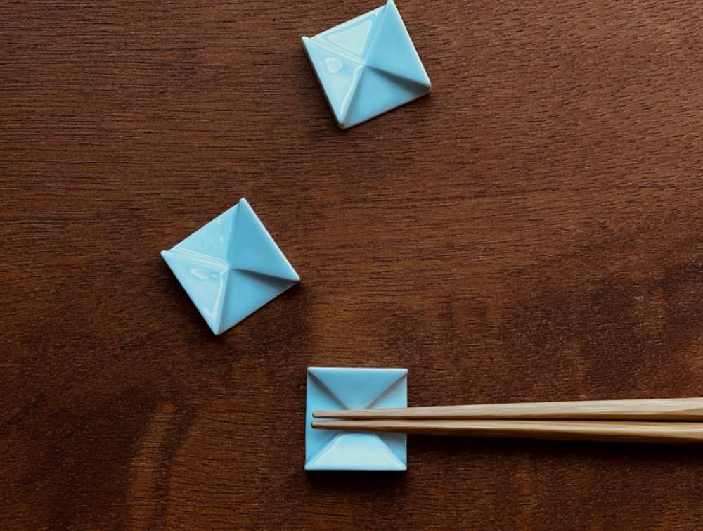 아리타 키하라 KIHARA  화이트 리본 젓가락 받침 / 하시오키