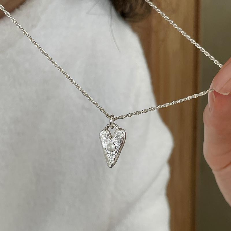 실버 4mm 진주 플랫 롱 하트 목걸이_mvn38