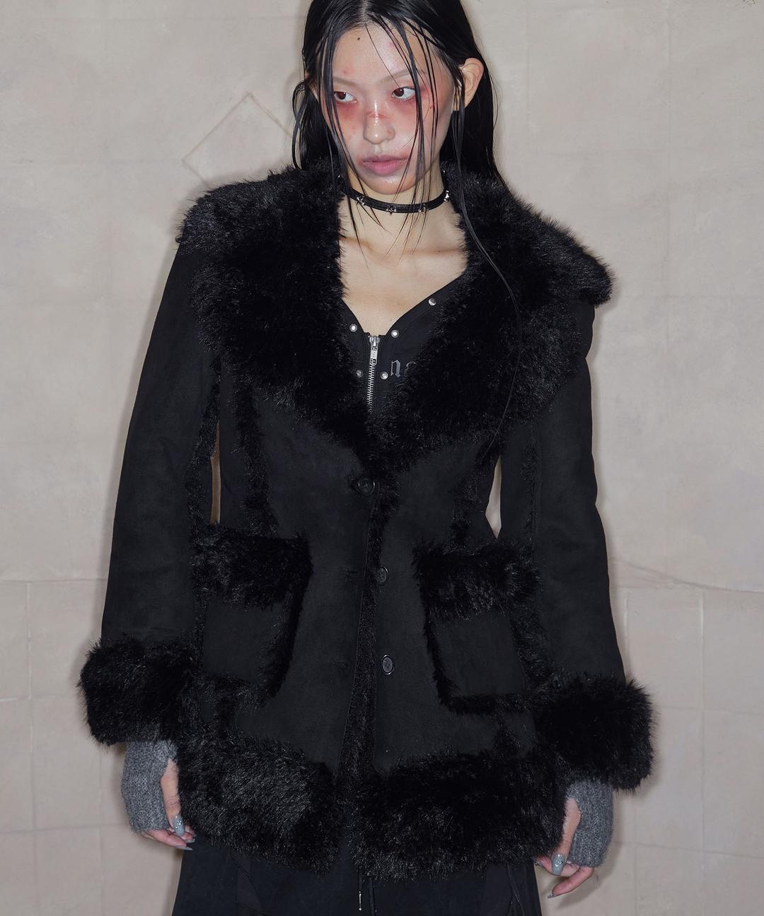 Hourglass Mouton Fur Coat (BLACK)